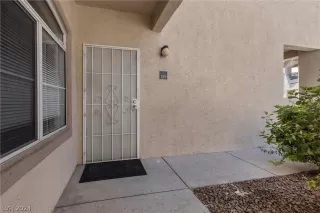 Photo #1: 2588484 Listing