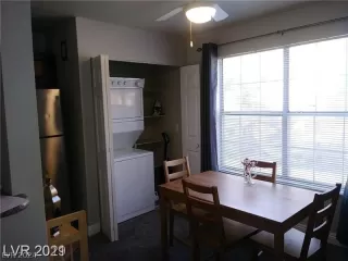 Photo #5: 2588514 Listing