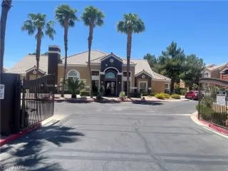 Photo #1: 2588539 Listing 