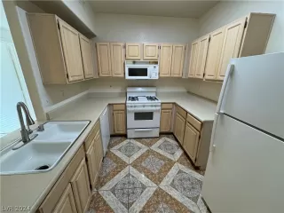 Photo #6: 2588574 Listing 