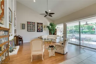 Photo #6: 2588605 Listing 