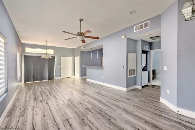 MLS: 2588610 Condo For Sale