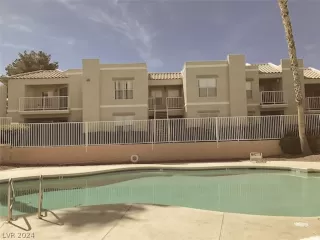 Photo #1: 2588644 Listing 