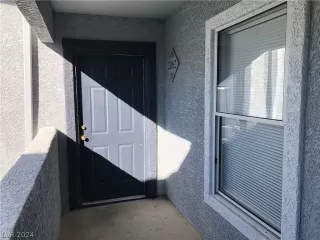 Photo #2: 2588644 Listing 