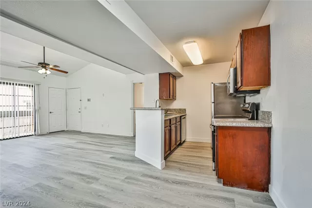 MLS: 2588654 Condo For Sale