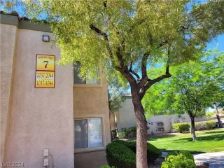 Photo #3: 2588657 Listing 