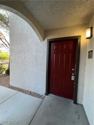 Photo #3: 2588743 Listing 