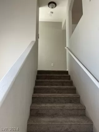 Photo #4: 2588767 Listing 