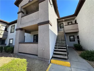Photo #1: 2588811 Listing 