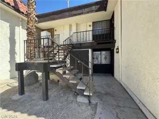 Photo #2: 2588834 Listing 