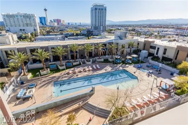 MLS: 2588866 Condo For Sale