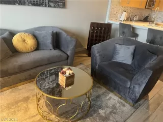 Photo #6: 2588866 Listing 