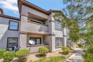 Photo #1: 2588880 Listing 