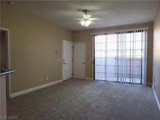 Photo #2: 2588902 Listing 