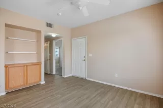 Photo #3: 2588926 Listing 