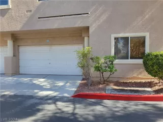 Photo #2: 2588946 Listing 