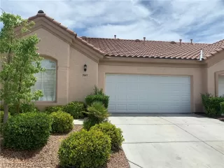 Photo #1: 2588957 Listing 