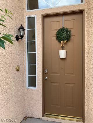 Photo #4: 2588957 Listing 