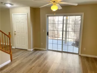 Photo #1: 2588974 Listing 