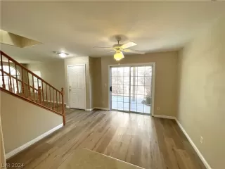 Photo #4: 2588974 Listing 