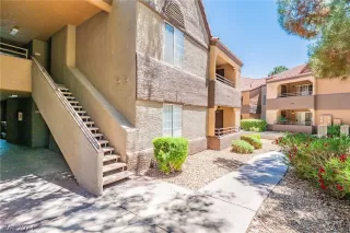 Photo #3: 2588977 Listing 