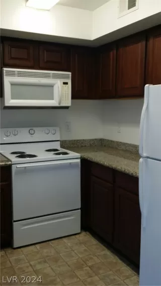 Photo #2: 2589004 Listing 