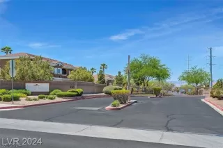 Photo #5: 2589007 Listing 