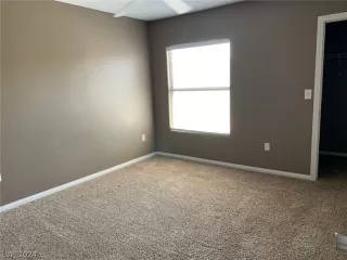 Photo #2: 2589084 Listing 