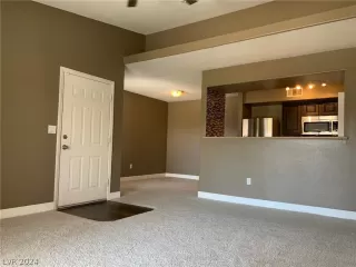 Photo #4: 2589084 Listing 