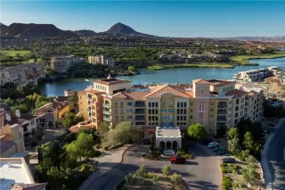 Photo #3: 2589085 Listing 