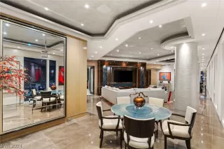 Photo #1: 2589105 Listing 