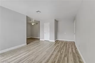 Photo #4: 2589110 Listing 