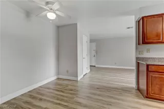 Photo #5: 2589110 Listing 