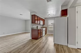 Photo #6: 2589110 Listing 