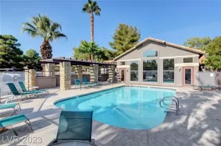 Photo #3: 2589131 Listing 