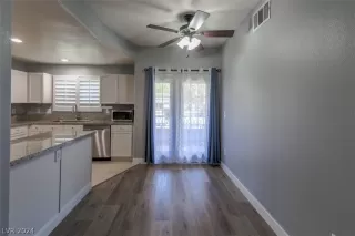 Photo #1: 2589149 Listing 