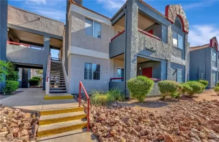 Photo #1: 2589152 Listing 