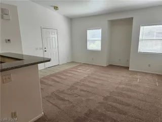 Photo #4: 2589168 Listing 