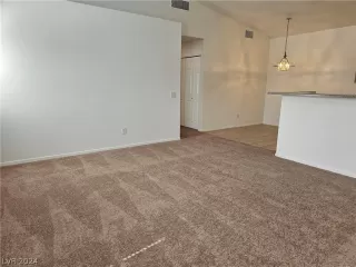 Photo #6: 2589168 Listing 