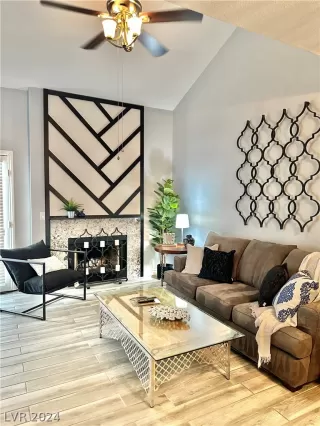 Photo #4: 2589199 Listing 