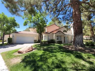 Photo #3: 2589207 Listing 