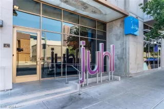 Photo #2: 2589217 Listing