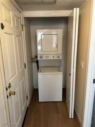 Photo #4: 2589224 Listing 