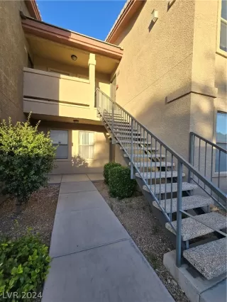 Photo #5: 2589248 Listing 