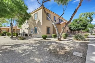 Photo #1: 2589266 Listing 