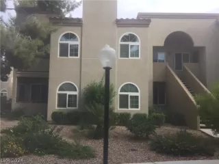Photo #2: 2589267 Listing