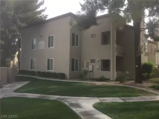 Photo #3: 2589267 Listing