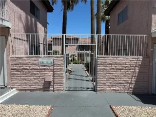 Photo #2: 2589270 Listing 