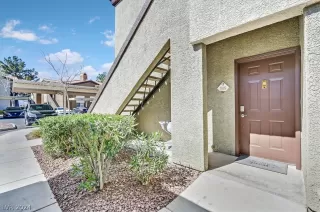 Photo #1: 2589314 Listing