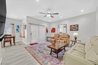 Photo #2: 2589314 Listing